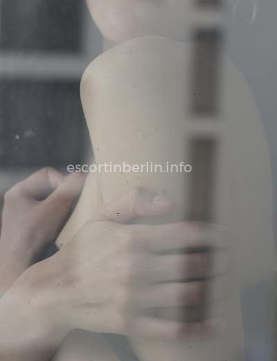 Hure Theo - Foto 1 №275